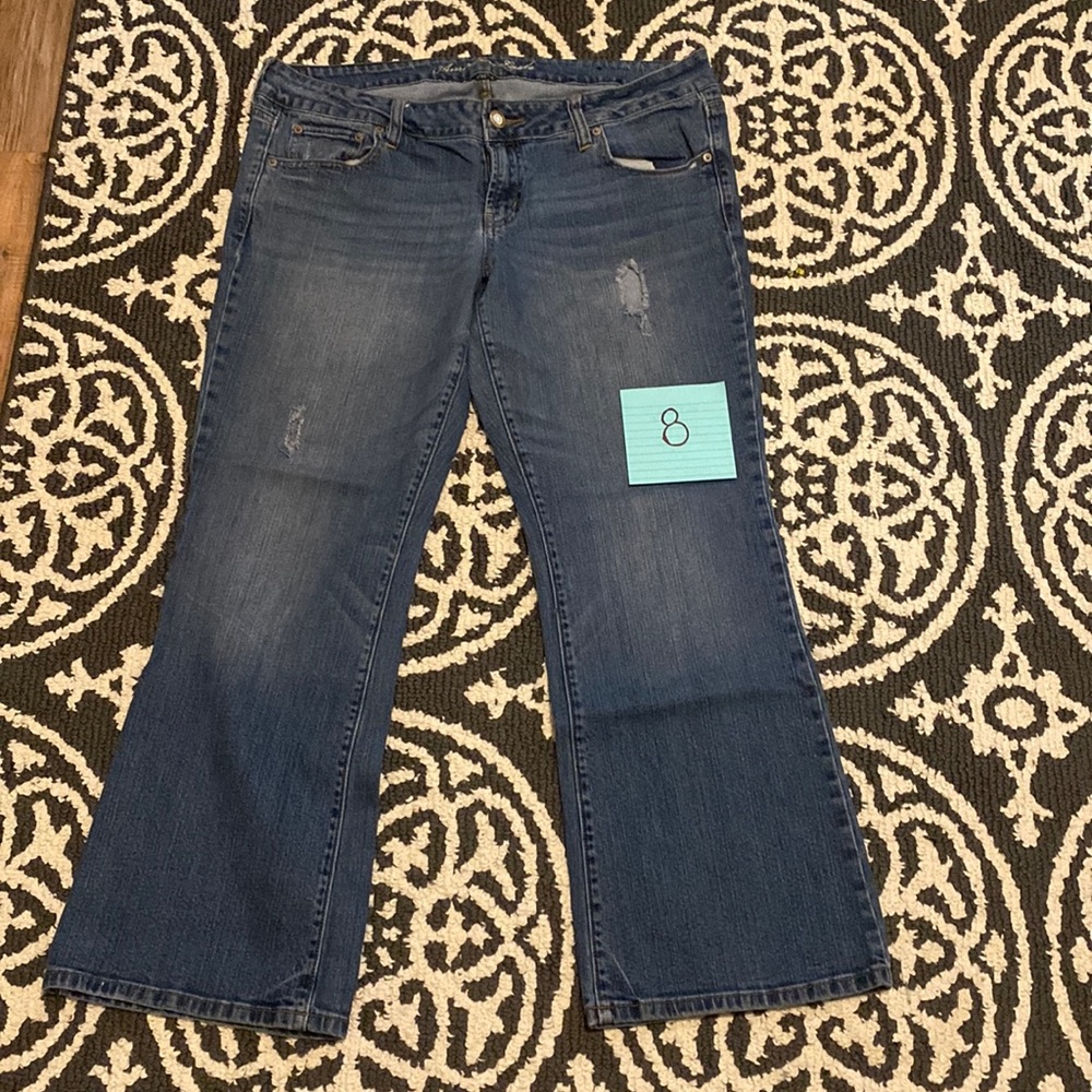 Women’s American Eagle size 16 short Favorite Boyfriend Jeans